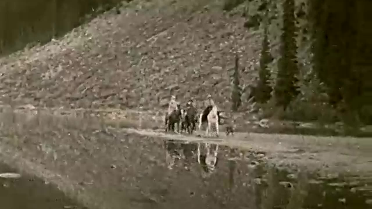 Rainier 1920s: Above the Clouds Adventure