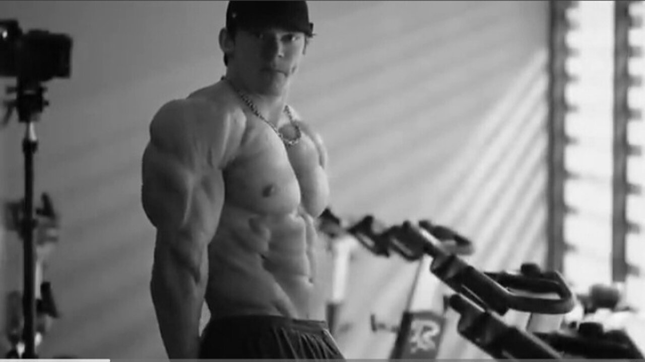 Sam sulek is absolutely shredded