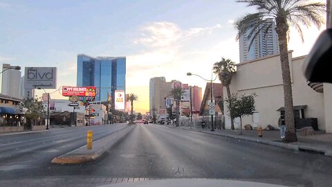 Is this the worst hood in Las Vegas? Check this out! #follow #lasvegas #travel #explore #vacation