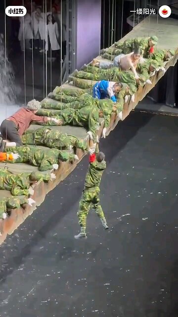 man hag in wind witween river