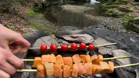 🍢 Norwegian Salmon Skewers with Orange Sauce – A Flavor Explosion! 🍊🐟