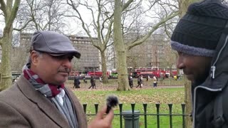 Speakers Corner - Uncle Sam Talks To Yet Another Ex Muslim Who Has Become Christ