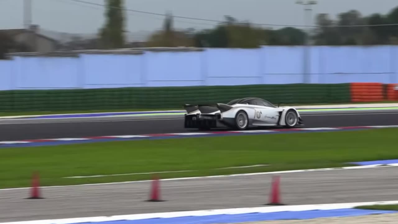 NEW Pagani 2024 Huayra R Evo V12 Engine pure Sound 900HP on track extreme performance drive Lap 2