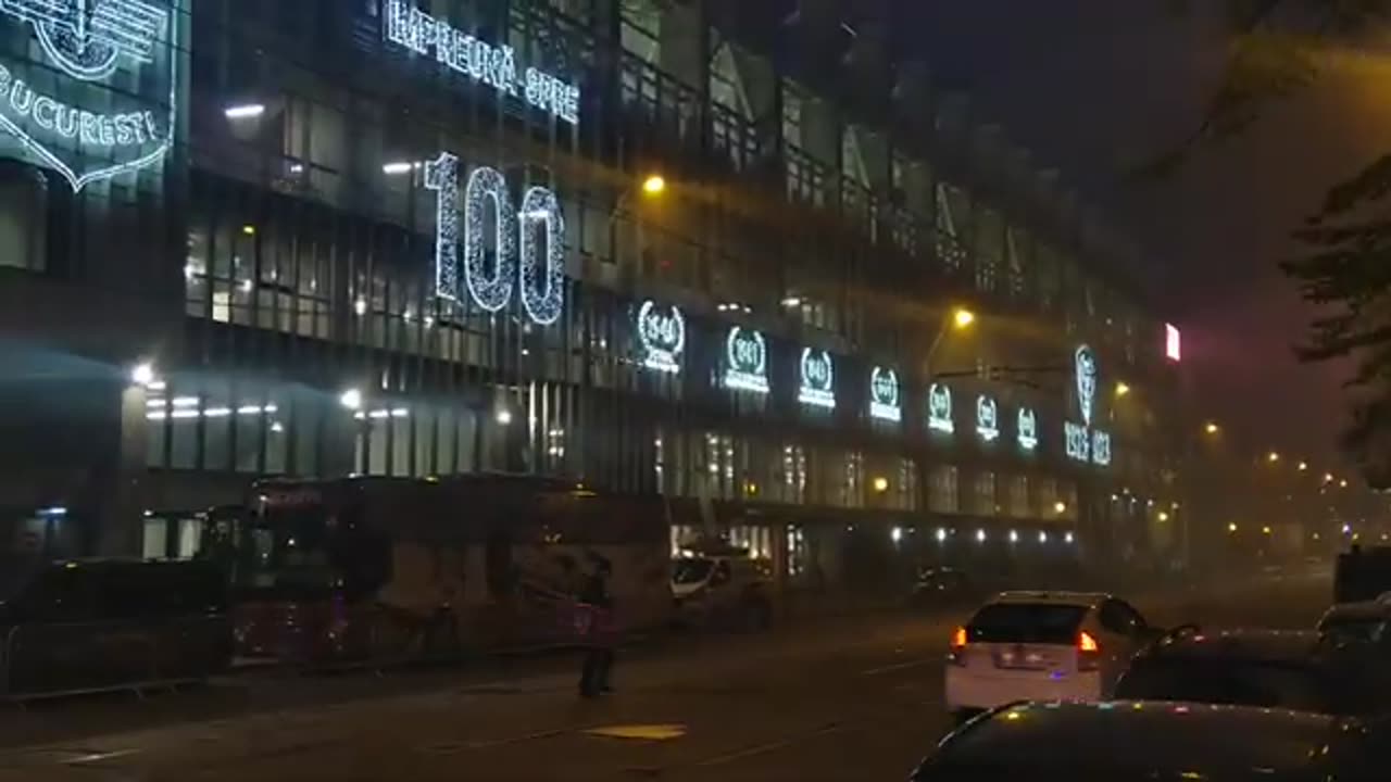 FC Rapid vs FCSB (arde Giuleștiul) (moment unic cu atmosfera superbă simțită din afara stadionului)