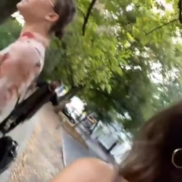 Isamist chases and harasses two German girls