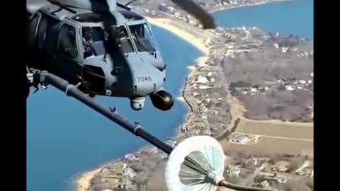 Watch How Helicopter Inflight Refueling #Flying #Aviation #AeroArduino