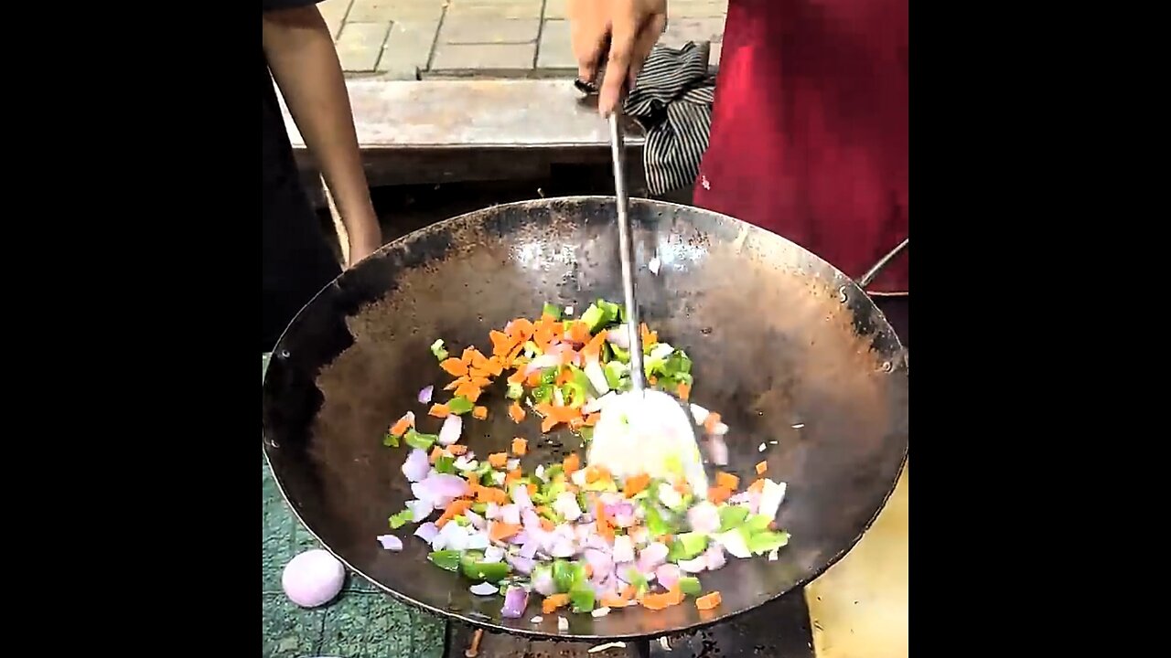 Indian street food : pasta