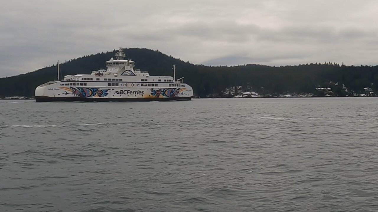 BC Ferries entering Active Pass