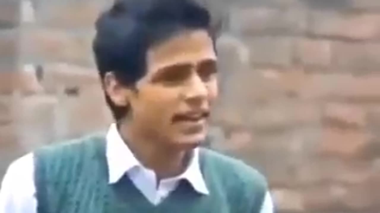 Gutka lover... #rumble #Rumble