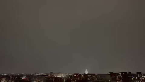 On New Year's Eve in the USA, an interesting weather phenomenon occurred.