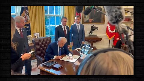 Trump Drops the Hammer: No Federal Funds for Colleges With COVID Jab Mandates | Drew Berquist