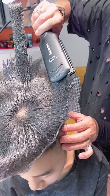 viral hair style | viral hair cutting | viral fashion ideas | unique hair cut | frying pan style