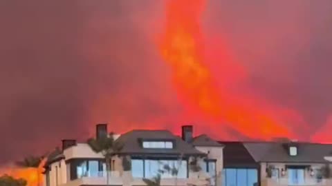 Raging Wildfire Forces Mass Evacuations In Los Angeles' Pacific Palisades