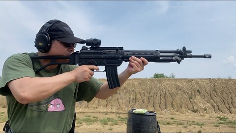 Beretta AR70/90 (semi-auto) POV firing