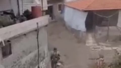 HTS militants engage in armed conflict with protesters in Syria's Tartous