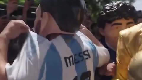 Ishowspeed meets messi in Argentina