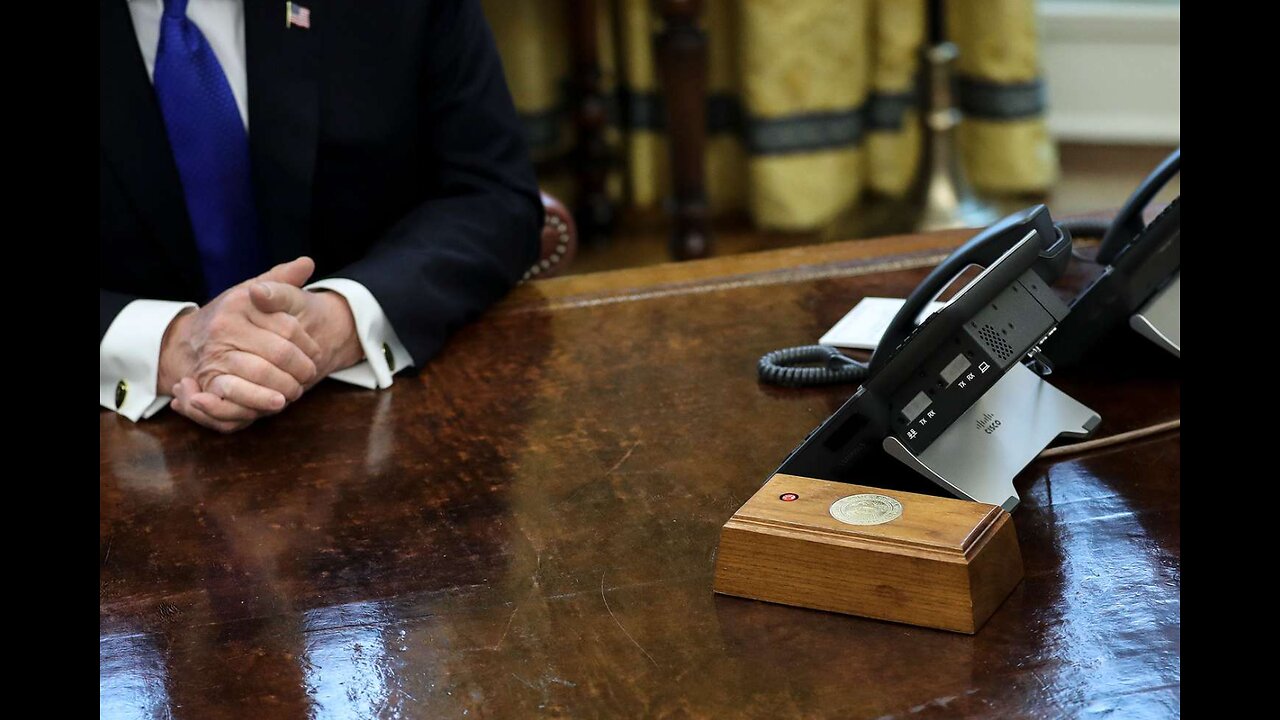 Diet Coke Button to Be Reinstalled in Trump's Oval Office