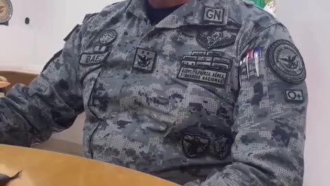 Mexican Soldier talking about setting up check points.