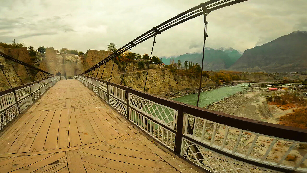 100 Year Old Bridge To Enter Gilgit | S-5/EP-94 | Lahore To Northern Area | Complete Journey | SOLO