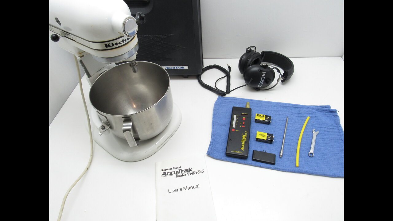 AccuTrak VPE-1000 Ultrasonic Leak Detector Demo #1