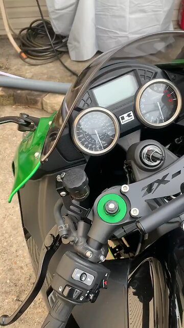 211023 Diablo cold start after cutting the mufflers off