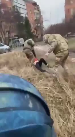 Zelensky's Goons try to kidnap another man to put into the front lines of the war