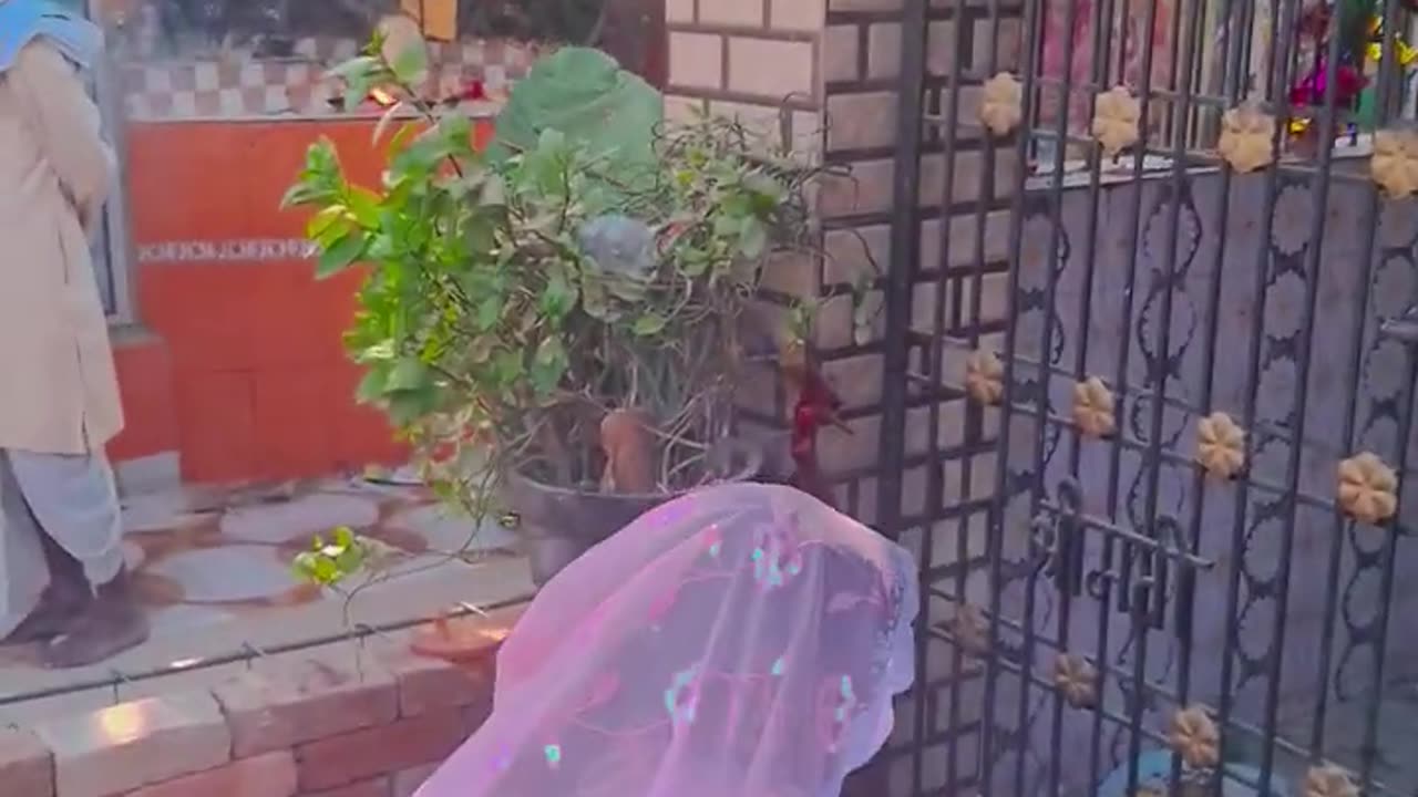 Itna De Mujhe Sahara
