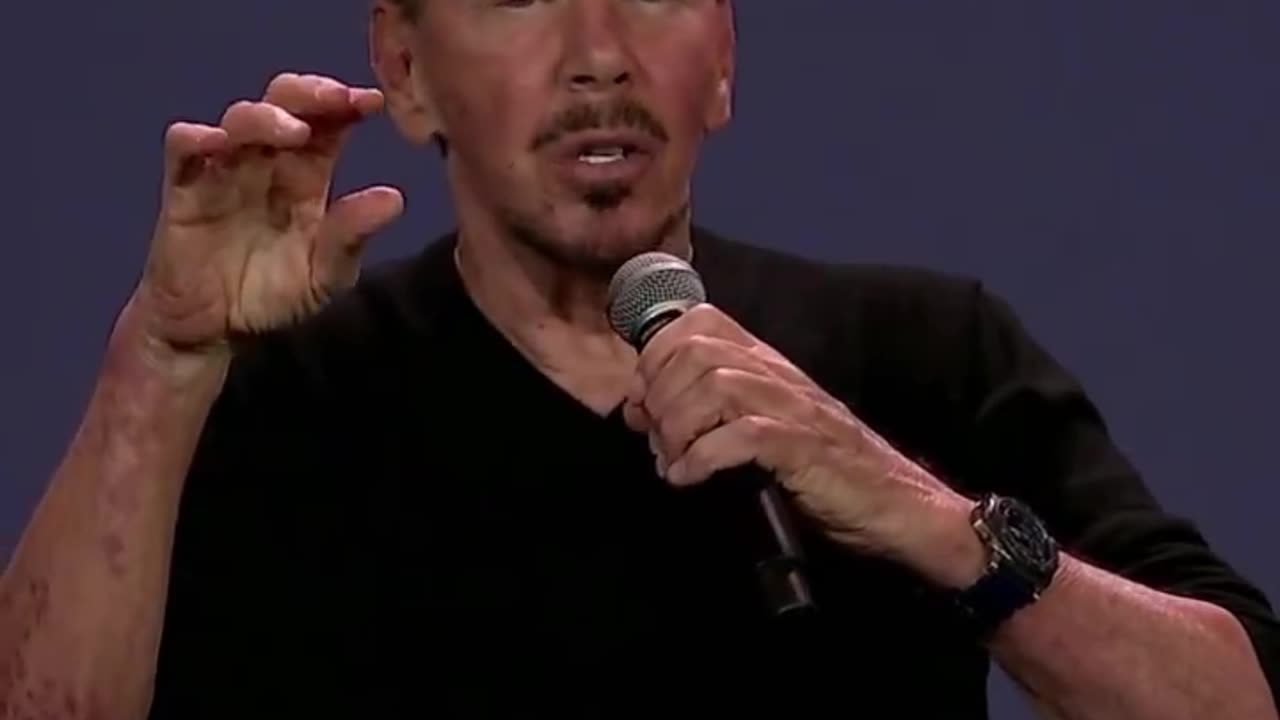 Oracle's Larry Ellison says “citizens will be on their best behavior” with an AI surveillance system
