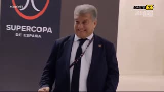 Barcelona president Laporta seemingly celebrates Olmo-Victor registration