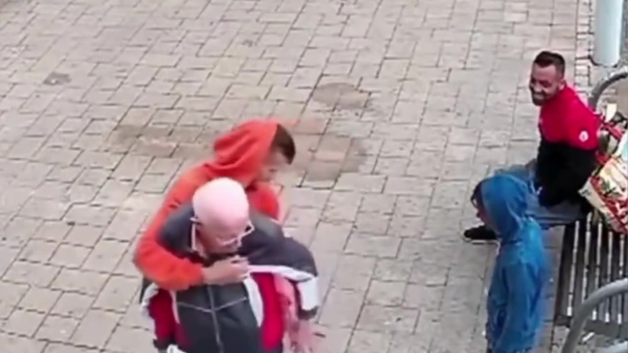 More migrants robbing elderly white man