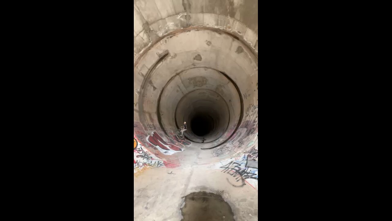 Huge crash in a 7m tunnel!!