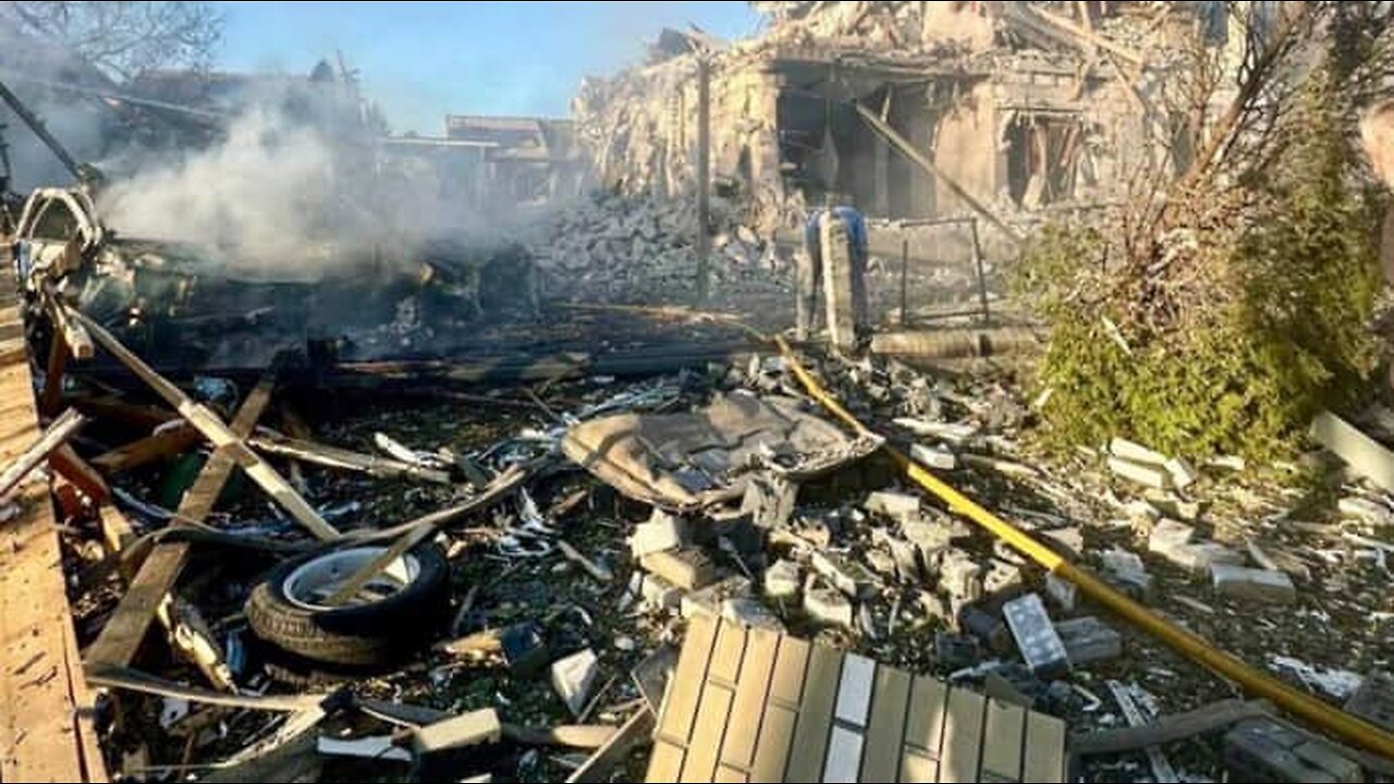 The moment Zaporizhzhia was hit by Russian KAB bomb: Large number of people were killed and injured