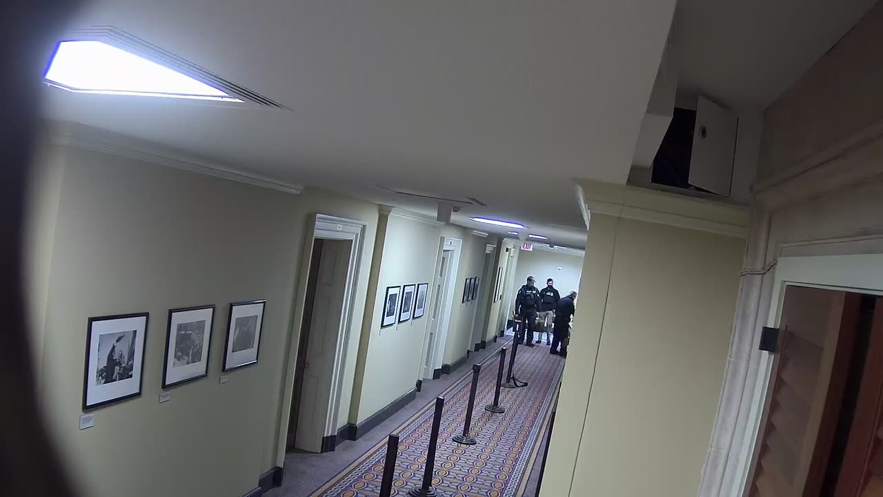 0300USCS03EastCorridornearS306_2021-01-06_19h40min02s807ms.mp4