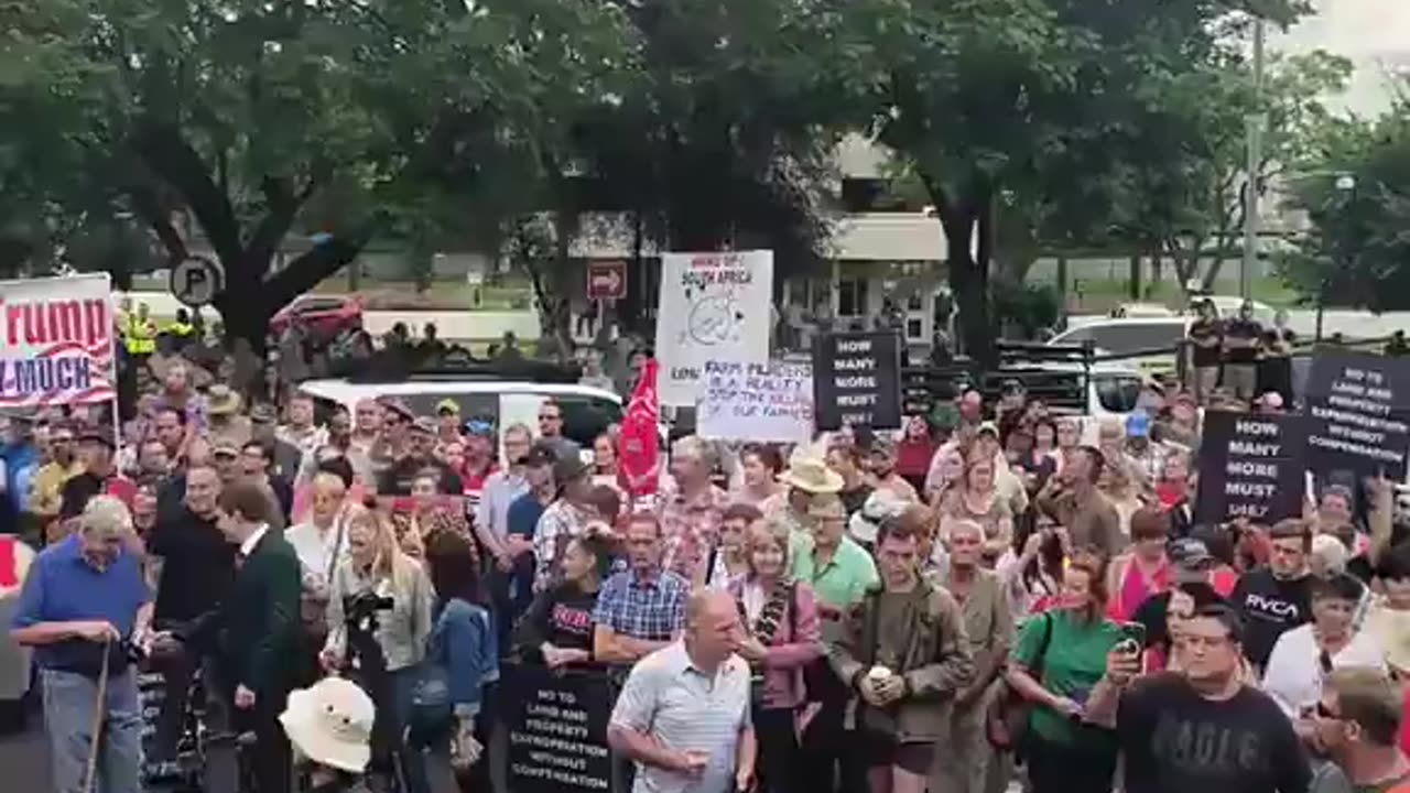 🚨Update: 1,000 white South Africans NOW at US Embassy in Pretoria! President