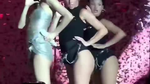 Jisoo flowers song