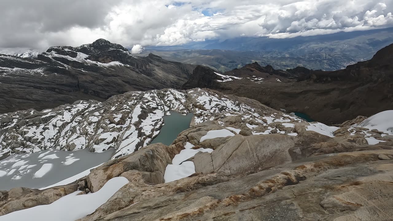 View from above in Vallunaraju (Huaraz, Peru)