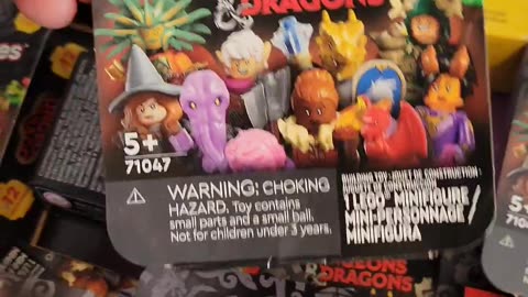 Opening a LEGO D&D CMF #1