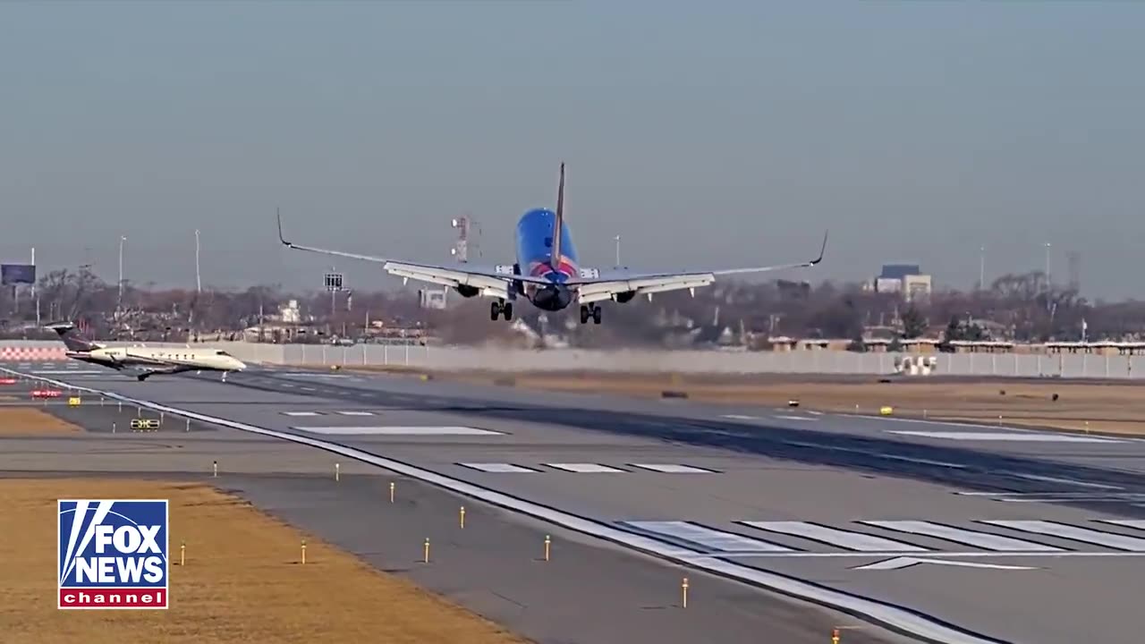 Southwest Plane and Private Jet Nearly Collide at Chicago Midway Airport