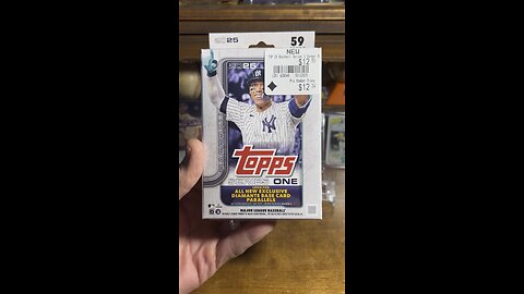 2025 Topps Series 1 hanger box opening #baseballcards