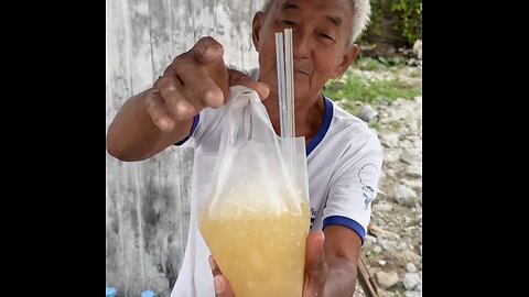 Popular Thai Iced Lemon Tea: A Must-Try Thai Street Food Drink!