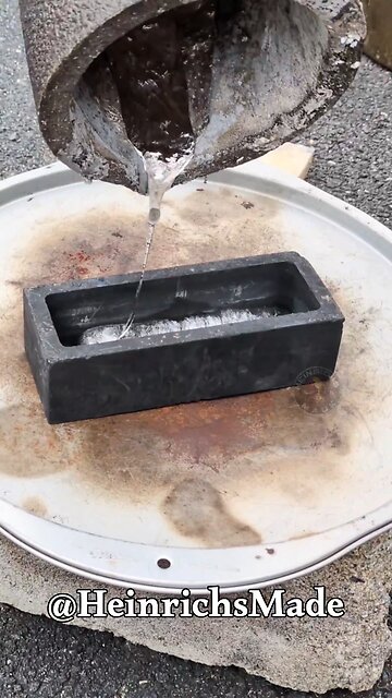Reversed Molten Metal Pouring