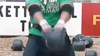 Brian Shaw Destroys the Kettlebell Throw