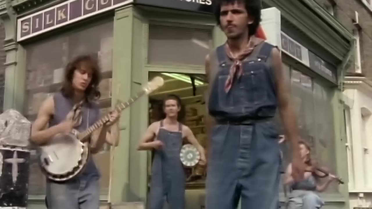 Dexys Midnight Runners - Come On Eileen