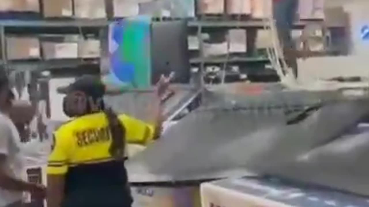 Nigger King Kong wrecks 1000 s of TV s in Costco.mp4