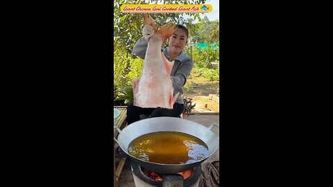 Giant Chinese Girl Cooked Giant Fish 🐟