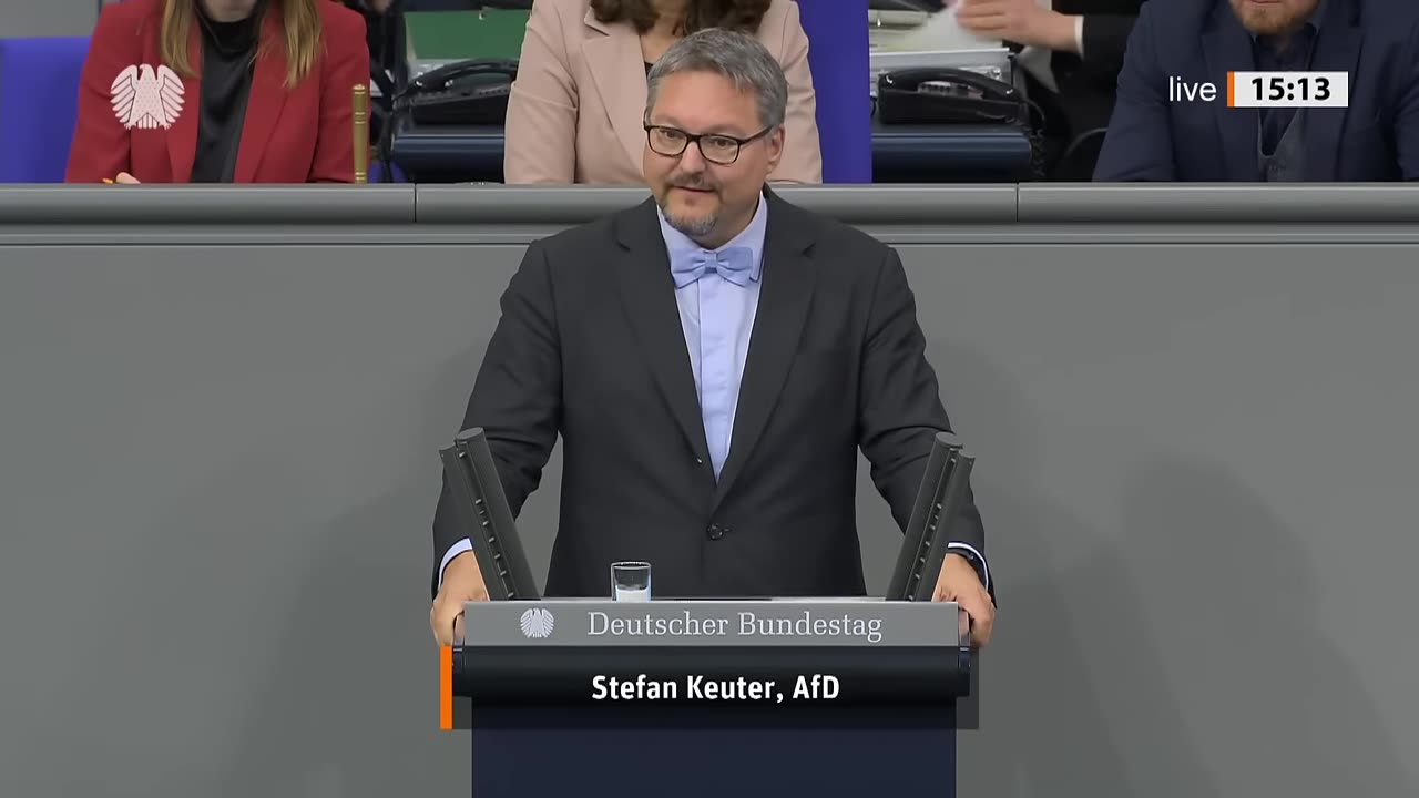 Unfassbar, AfD Politiker deckt Lügen von Merkel während Afghanistan-Einsatz auf - Stefan Keuter