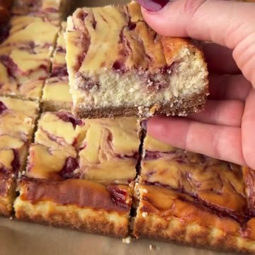 Raspberry Cheesecake BarsThe perfect treat for Ramadan or any occasion!