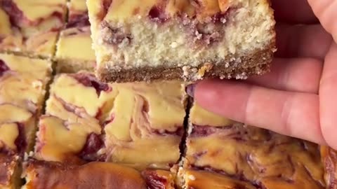 Raspberry Cheesecake BarsThe perfect treat for Ramadan or any occasion!