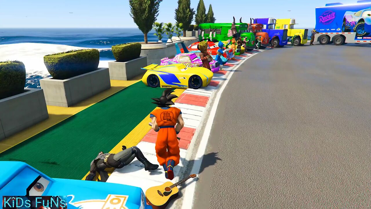 SPIDERMAN McQueen Vs MACK TRUCK on MEGA SEE SAW RAMP Challenge ! SUPERHERO HULK Disney Cars - GTA V