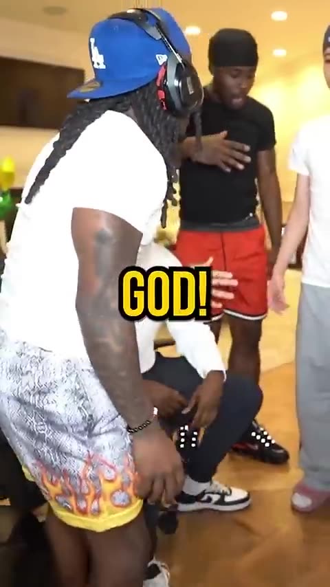 Is Ray becoming a thug?😂